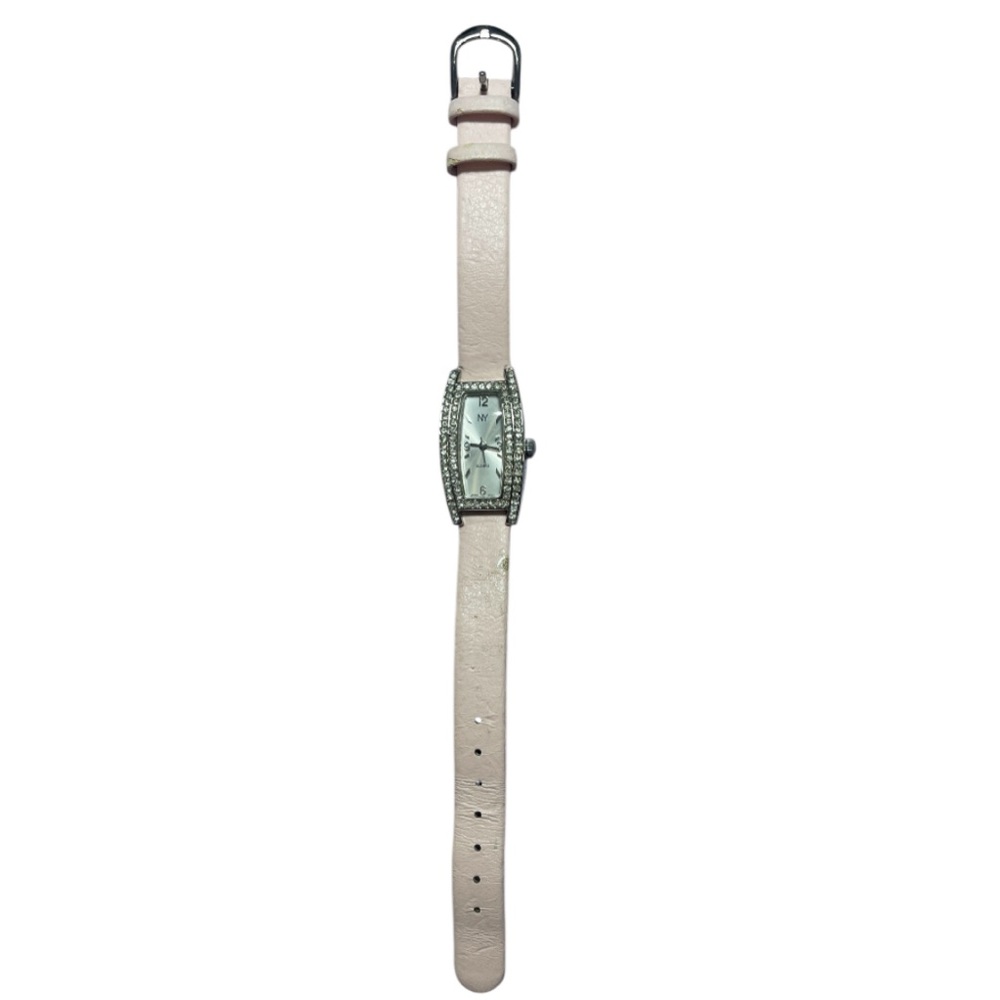 NY Analog Wristwatch Buckle Band Quartz Movement